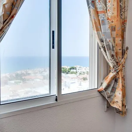 Apartamento Con Vista Al Mar - O&y 10 טורבייחה
